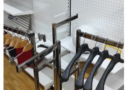 стійка-краб (колір срібла) для демонстрації одягу TZ-023